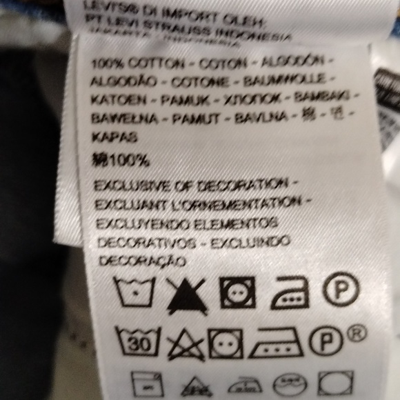 Levi's wedgie like New button fly raw hem size 29 jeans - Picture 11 of 12